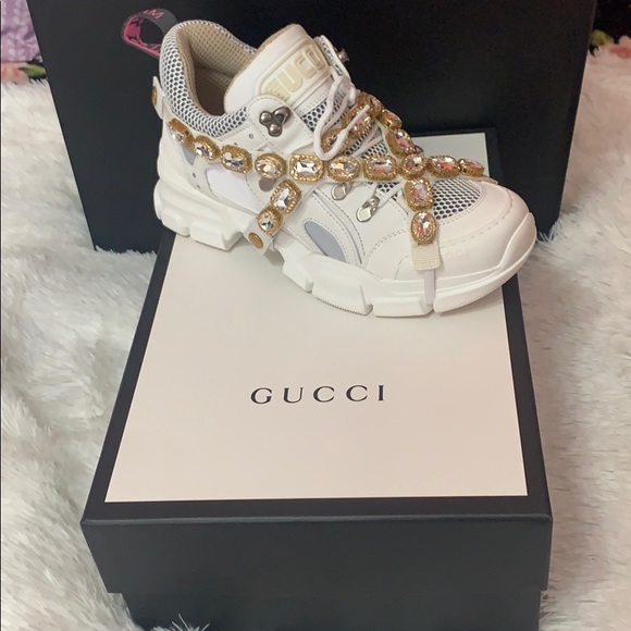 Gucci Shoes - Authentic Gucci flashtrek size 39 in white